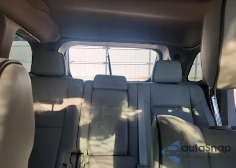 2013 Jeep Grand Cherokee Overland z USA, uszkodzony, nr VIN 1C4RJFCT2DC537065